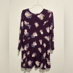 Long sleeve purple flower dress!